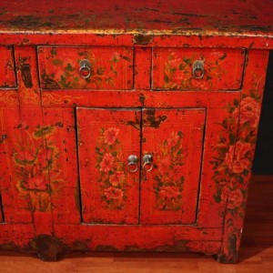 credenza fiori1